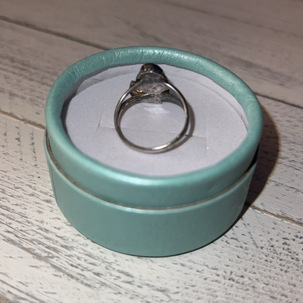 Native Mother of Pearl ring unmarked T17 2.7 grams Size 6 - Picture 4 of 7
